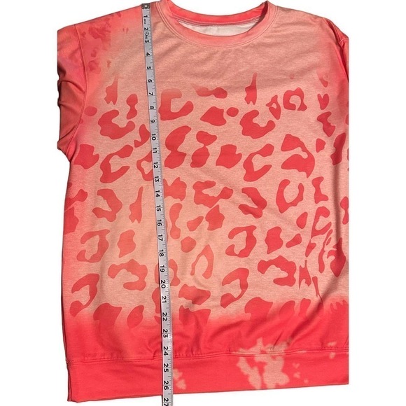 Bleached Leopard Print Pullover Pink Sz L - Picture 4 of 7